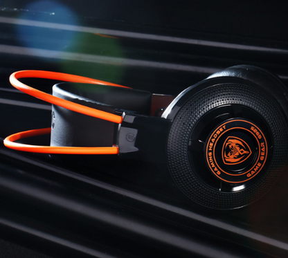 G925 Over-Ear Noise-Canceling Headphones for PC